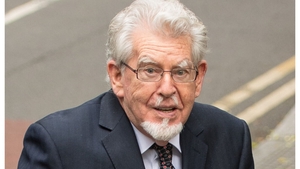 Doliu în lumea televiziunii! Rolf Harris, fostul prezentator al BBC, a murit