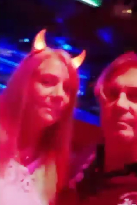 Cornel Galeş a dus-o pe blonda Viviana în Thailanda! Ipostazele în care s-a fotografiat cu presupusa lui iubită