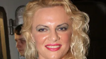 VIDEO Marilyn Monroe de Romania: Sunt o femeie universala si nu e usor, trebuie sa stii limba engleza