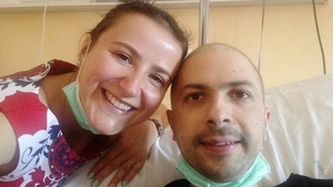Trebuia să se îmbrace în rochie de mireasă, dar acum este nevoită să poarte costum de văduvă! Iubita lui Florin Răcoare, tânărul care a murit de leucemie chiar înainte de nuntă, mesaj sfâşietor: „Cu adâncă durere în suflet...”