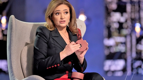 Câte clase are, de fapt, Cristina Bâtlan de la Imperiul Leilor. Motivul pentru care jurata nu și-a terminat studiile universitare