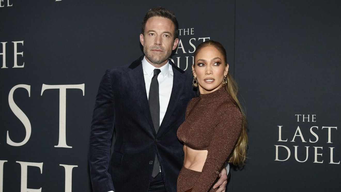 Deși divorțează de Ben Affleck, Jennifer Lopez păstrează inelul de logodnă de 5 milioane de dolari primit de la acesta. "Pentru mine, înseamnă ..."
