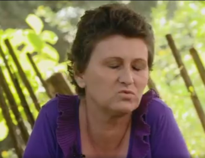 Gestul emoţionant pe care l-a făcut Andreea Marin pentru Violeta, femeia care a murit la scurt timp după ce echipa „Visuri la cheie” i-a renovat casa