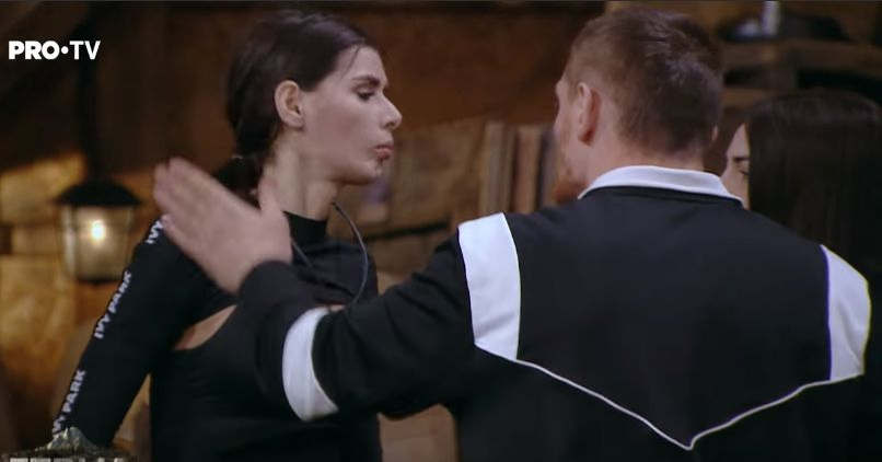 Ioana Filimon, prima reactie dupa ce a fost palmuita de Catalin Morosanu la Ferma