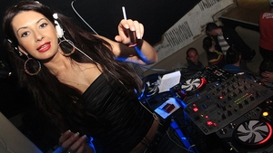 Cumplit! Dj Harra, amenintata cu MOARTEA! "Era sa fiu taiata la propriu si..." Ce s-a intamplat in plina strada e HORROR
