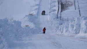 PROGNOZA METEO ACTUALIZATA. România e lovită de un nou ciclon mediteranean! Meteorologii au anunțat fenomene periculoase în weekend