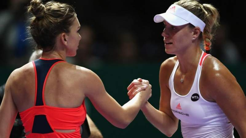 Simona Halep e în finala Australian Open! Victorie dramatică în faţa lui Angelique Kerber