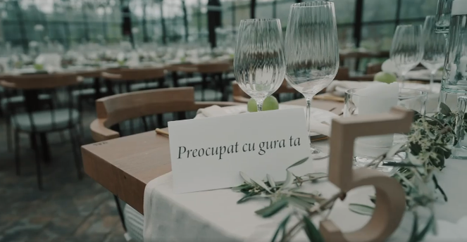Primele imagini de la nunta lui Smiley cu Gina Pistol! Ce mesaje a lăsat cântărețul pe fiecare masă a invitaților