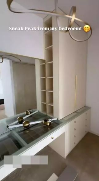 Cum arată apartamentul Ramonei Olaru după renovare. Are aer condiționat cu display și litieră „OZN”