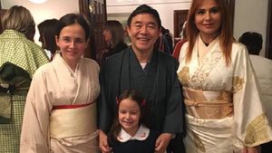 O milionară sexy, favorită pentru funcţia de ministru al Tineretului şi Sportului, după ce Marius Dunca a demisionat. Cine este bruneta de 31 de ani