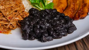 Fasolea neagră face minuni pentru organism. La ce ajută, potrivit nutriționiștilor