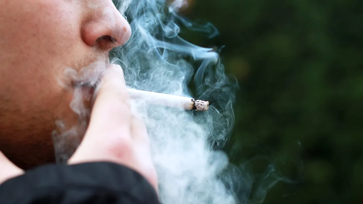 Atenție, români! Fumătorii sunt mai dispuși să moară din cauza coronavirusului