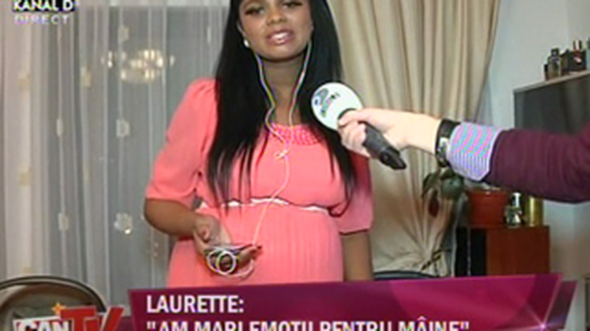 VIDEO Laurette e cu bagajul la usa! "Iubitul meu vrea sa asiste la nastere si o sa filmeze"