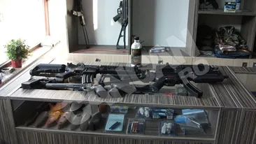 Armele airsoft, tot mai cautate. Romanii se inarmeaza cu pusti si pistoale de jucarie