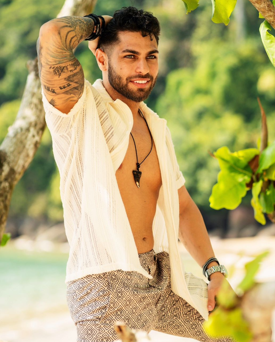 Robert va reveni în România după nici măcar o săptămână. (SURSA: INSTAGRAM.COM)
