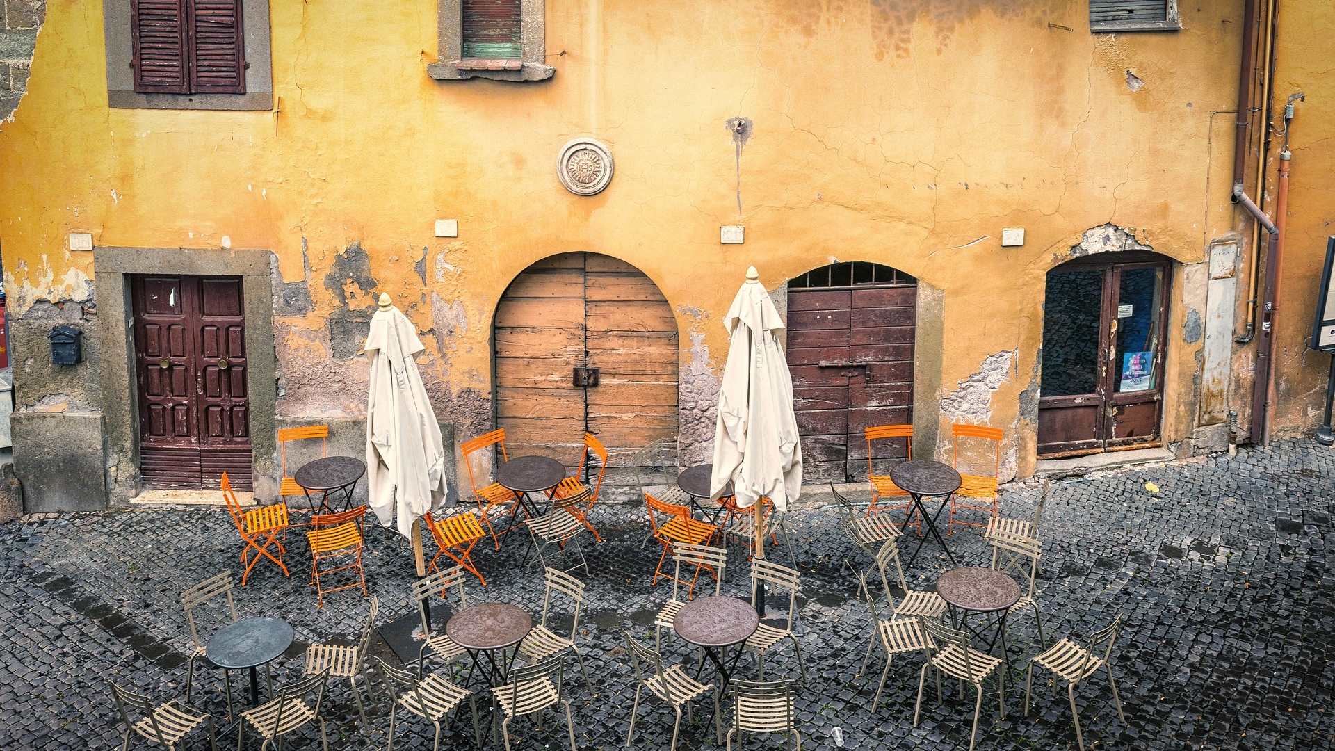 Italienii, liberi să iasă în baruri și cafenele, pentru prima în 2021: „Ne simțim vii în fiecare dimineață”