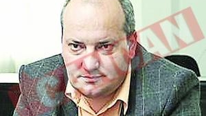 Si-a batut copilul cu biciul