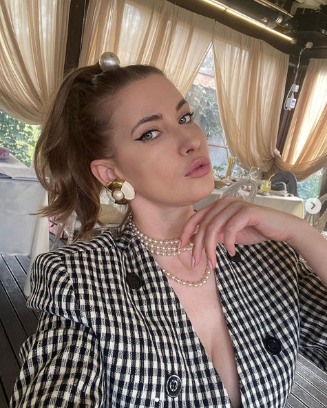 Iulia Albu este însărcinată? Postarea care spune multe: ”Felicitări, să fiți sănătoși!”