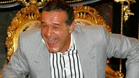 O să râzi cu lacrimi! Reacţia demenţială a lui GIGI BECALI atunci când un tânăr l-a imitat, în timpul unui zbor!