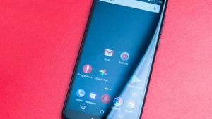 Românii vor să dea lovitura cu un telefon incredibil de ieftin și bun! Care e secretul?