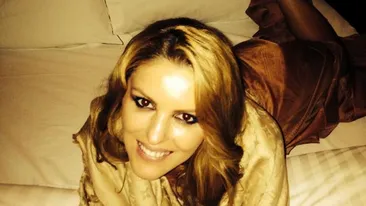 Rivala Biancai s-a facut de ras in Vegas. Denisa Nechifor a trait cel mai penibil moment din viata intr-un club, cand...