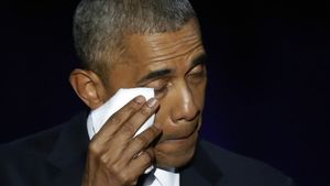 VIDEO! BARAK OBAMA, în lacrimi! Preşedintele american a susţinut discursul de adio:’’Nu mă opresc aici…‘’