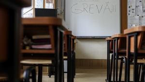 Ce ar putea să se întâmple cu mediile elevilor, dacă profesorii vor continua să facă grevă. Ce arată proiectul propus de Ministerul Educației