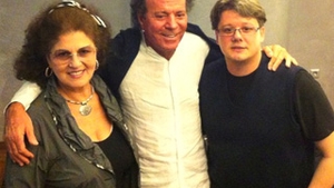 Fuego, fan al lui Julio Iglesias. Vezi unde s-au intalnit cei doi!
