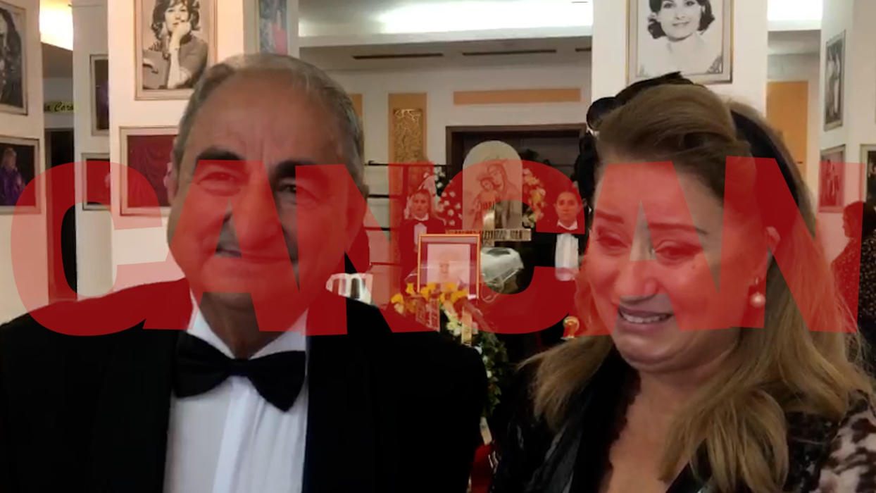Valentina Fătu, în timp ce vărsa lacrimi, a declarat că în sfârșit, după luni de suferință, Alexandru Arșinel s-a întors acasă / (Sursa: CANCAN.RO)