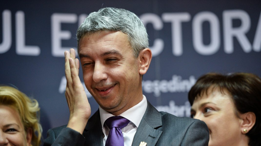 Fostul patron OTV, mândru de fiica lui