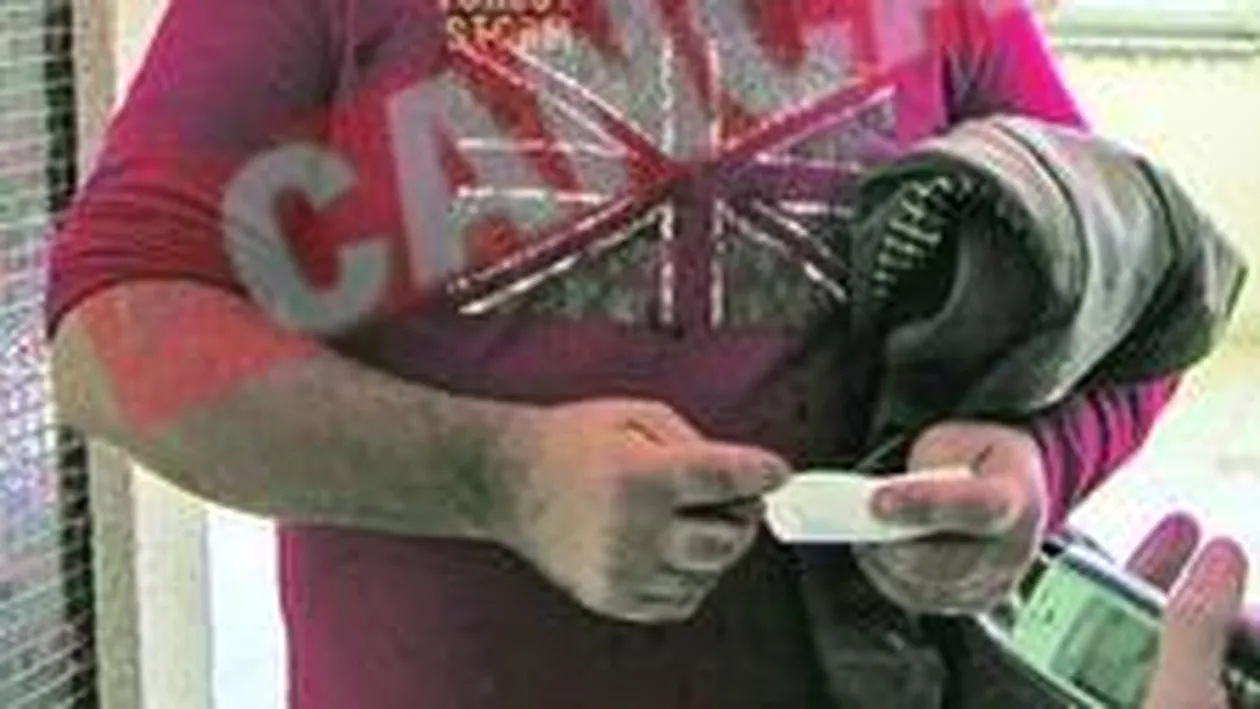 Batuti pentru ca au blocat rotile masinii