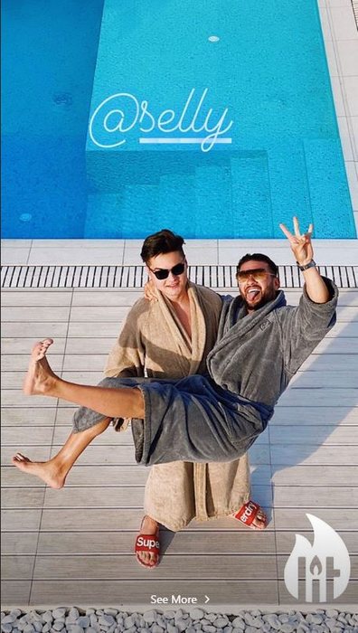 Râzi cu lacrimi! Ce comentariu i-a lăsat Codin Maticiuc lui Dorian Popa, după ce acesta s-a pozat în piscină de parcă merge pe apă ca Iisus! Răspunsul savuros al cântărețului