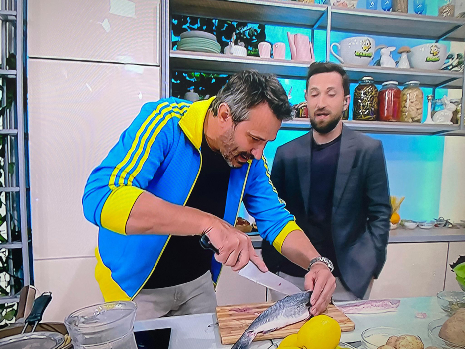 Cum își petrece Dani Oțil luna de miere? Matinalul a pus job-ul pe primul loc