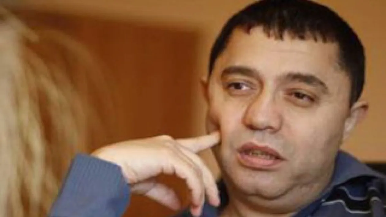 Cea mai mare fericire e să ai fratele lângă tine! Ascultă aici cele mai emoţionante versuri despre fratele lui Nicolae Guţă!