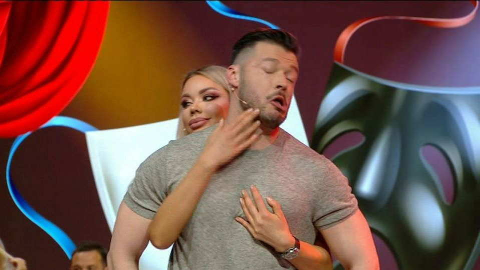 Victor Slav, luat la palme de Bianca Drăgușanu. Vezi imaginile