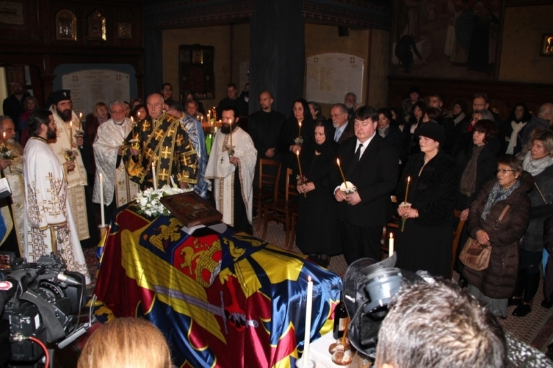 Imagine emoţionantă cu sicriul Majestăţii Sale! A fost arătată chiar de Casa Regală!