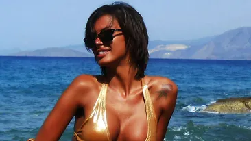 A aratat aproape tot! Imbracata intr-un costum de baie minuscul, Madalina Pamfile s-a pozat in cele mai fierbinti ipostaze