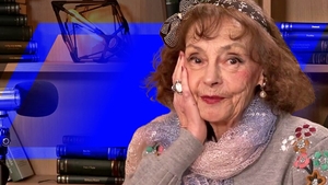 Marina Voica, iute și furioasă la volan: “Mamă, ce înjurături am!” Îndrăgita cântăreață conduce o “broscuță” la 87 de ani