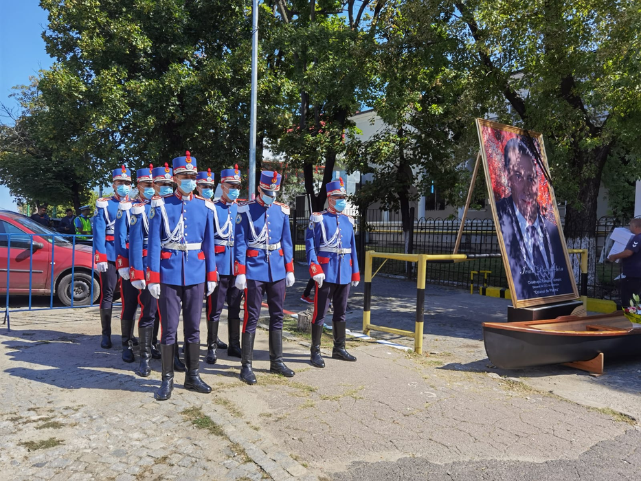 Ivan Patzaichin, depus azi la Clubul Dinamo. Marele canoist, condus pe ultimul drum cu onoruri militare