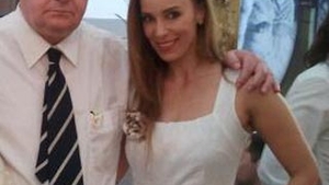 Annes: "Corneliu Vadim Tudor m-a invitat la el si mi-a facut un cadou"