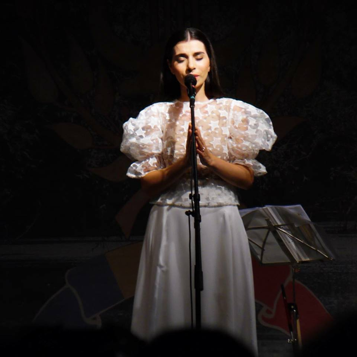 Andreea Marin îi sare în ajutor Alexandrei Uşurelu, după ce artista i s-a destăinuit: „Mă aflu într-o situaţie delicată, o boală autoimună…”