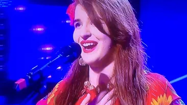 O tânără de etnie romă a ridicat juriul de la ”Românii au talent” în picioare
