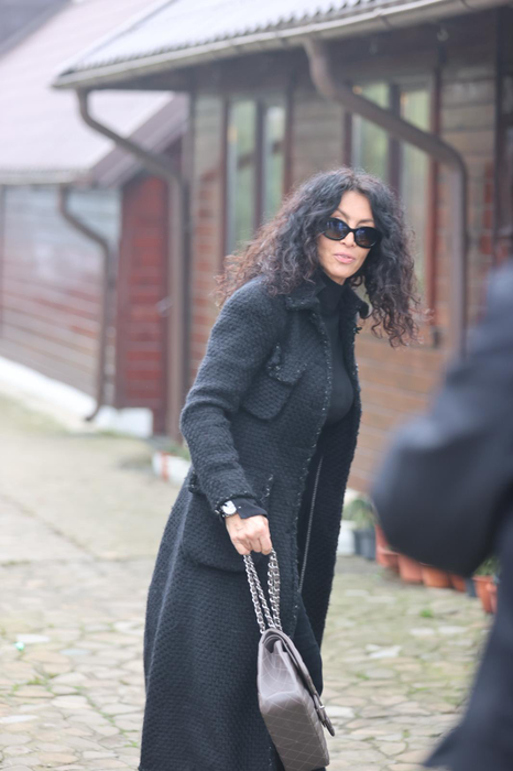 Marii absenți de la înmormântarea mamei Mihaelei Rădulescu. Fizic au lipsit, dar i-au transmis toată energia lor prin mesaje de condoleanțe