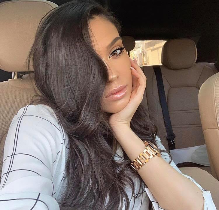 Ce nume poartă Karmen Minune, după ce s-a căsătorit cu Bogdan Căplescu