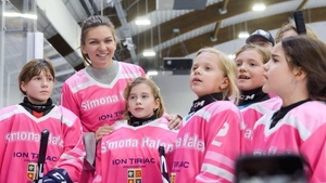 Simona Halep, pe gheaţă! A fost prezentă la primul meci jucat de echipa de hochei care îi poartă numele