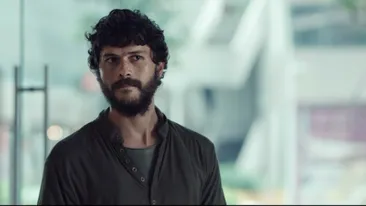 Cine este Alperen Duymaz, protagonistul serialului „Leyla”, care înlocuiește emisiunea lui Cătălin Măruță la Pro TV