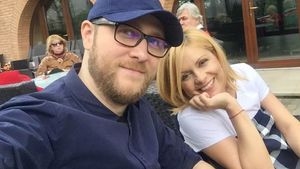 SIMONA GHERGHE s-a măritat cu RĂZVAN SĂNDULESCU! Ce rochie a purtat prezentatoarea TV la Starea Civilă