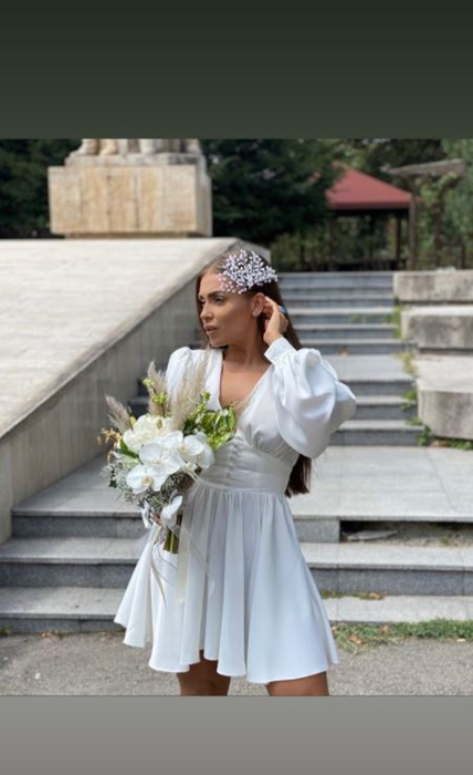 Oana Radu s-a casătorit cu antrenorul de fitness Cătălin Dobrescu! Ce rochie de mireasă a purtat în ziua cununiei civile