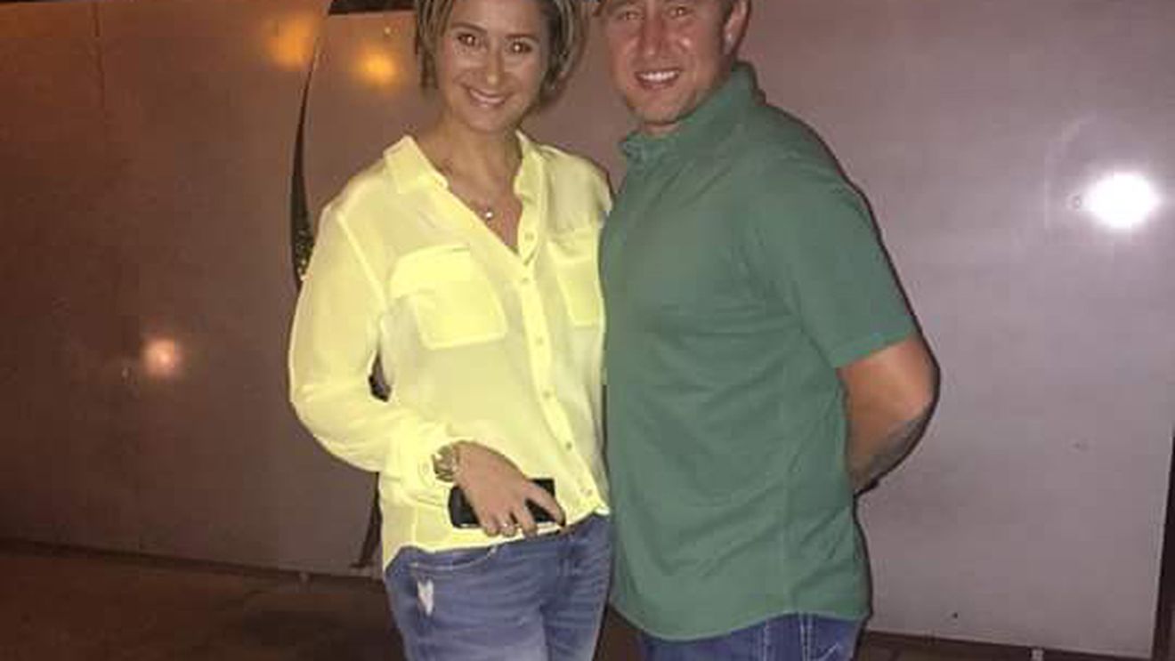 LAURENŢIU REGHECAMPF, cu un nou look! Cum a apărut antrenorul Stelei la nunta lui HONORIUS PRIGOANĂ