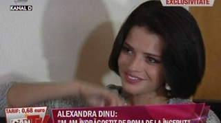 VIDEO La vita e bella pentru Alexandra Dinu in Italia! E bruneta, s-a logodit cu un om de afaceri, iar Mario are deja o prietena la doar 9 ani si e campion la baschet!